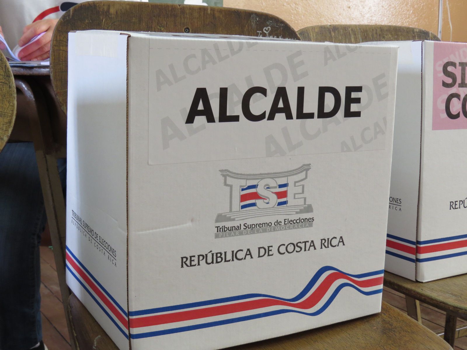 Patronos están obligados a conceder a trabajadores tiempo para votar