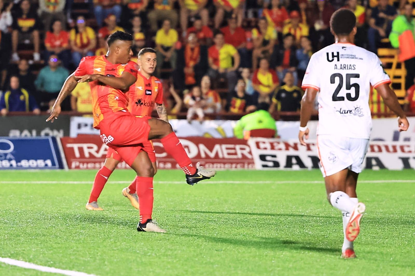 Herediano ya sabe lo que es una remontada