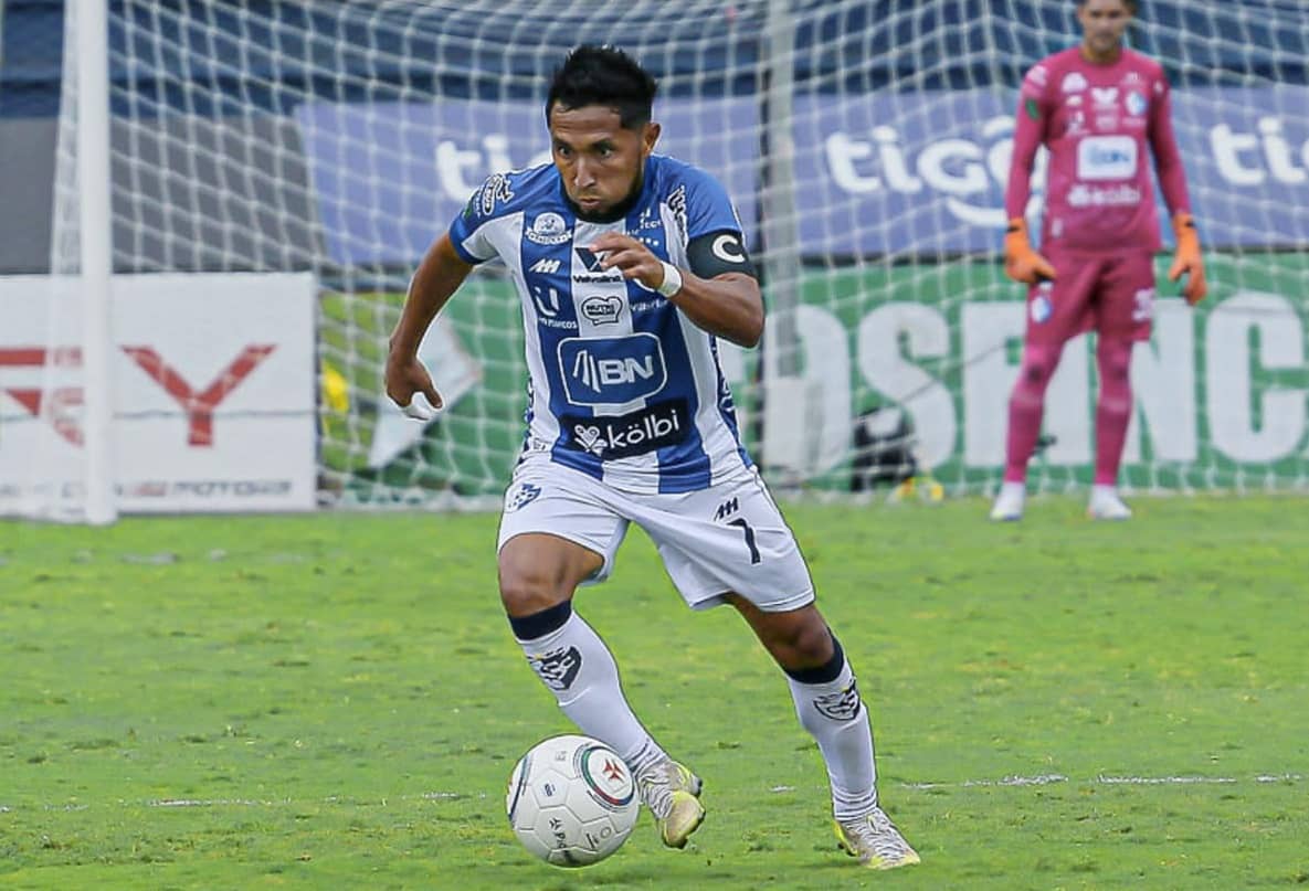 Allen Guevara entra en la historia del torneo nacional