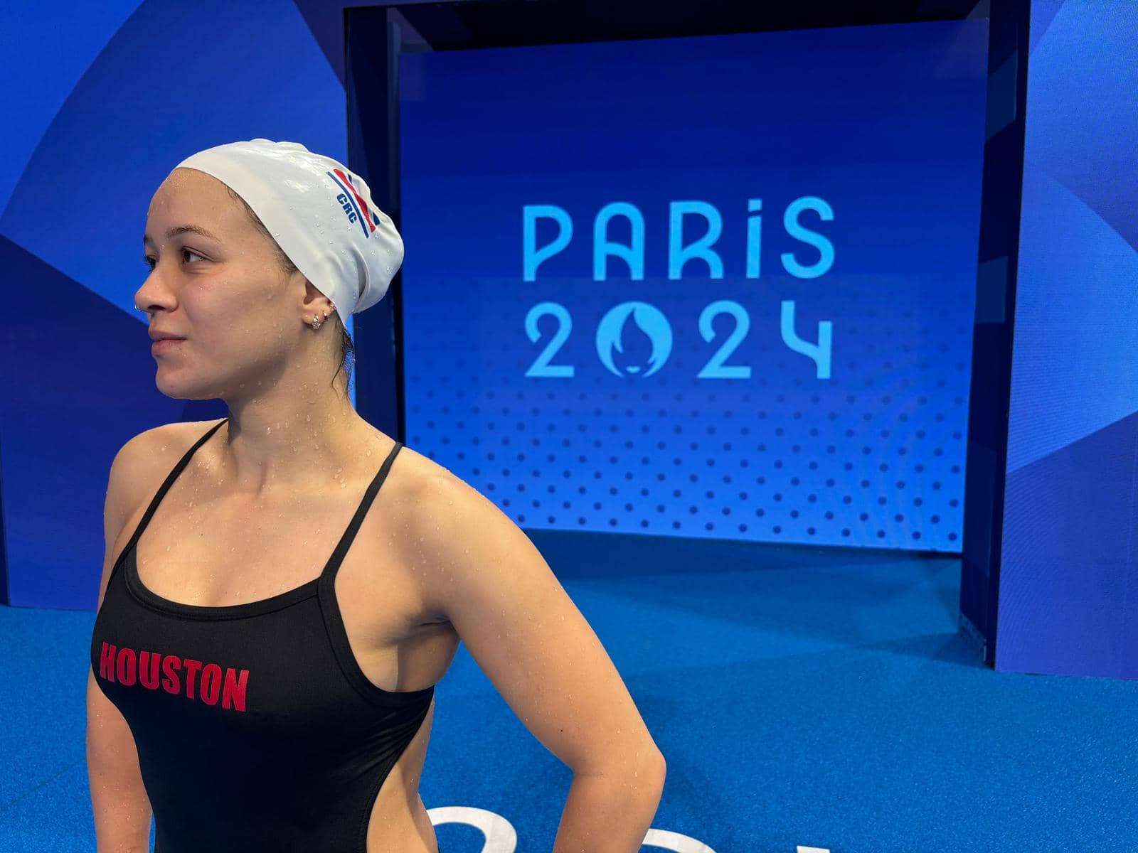 Alondra Ortiz se despidió esta madrugada de París