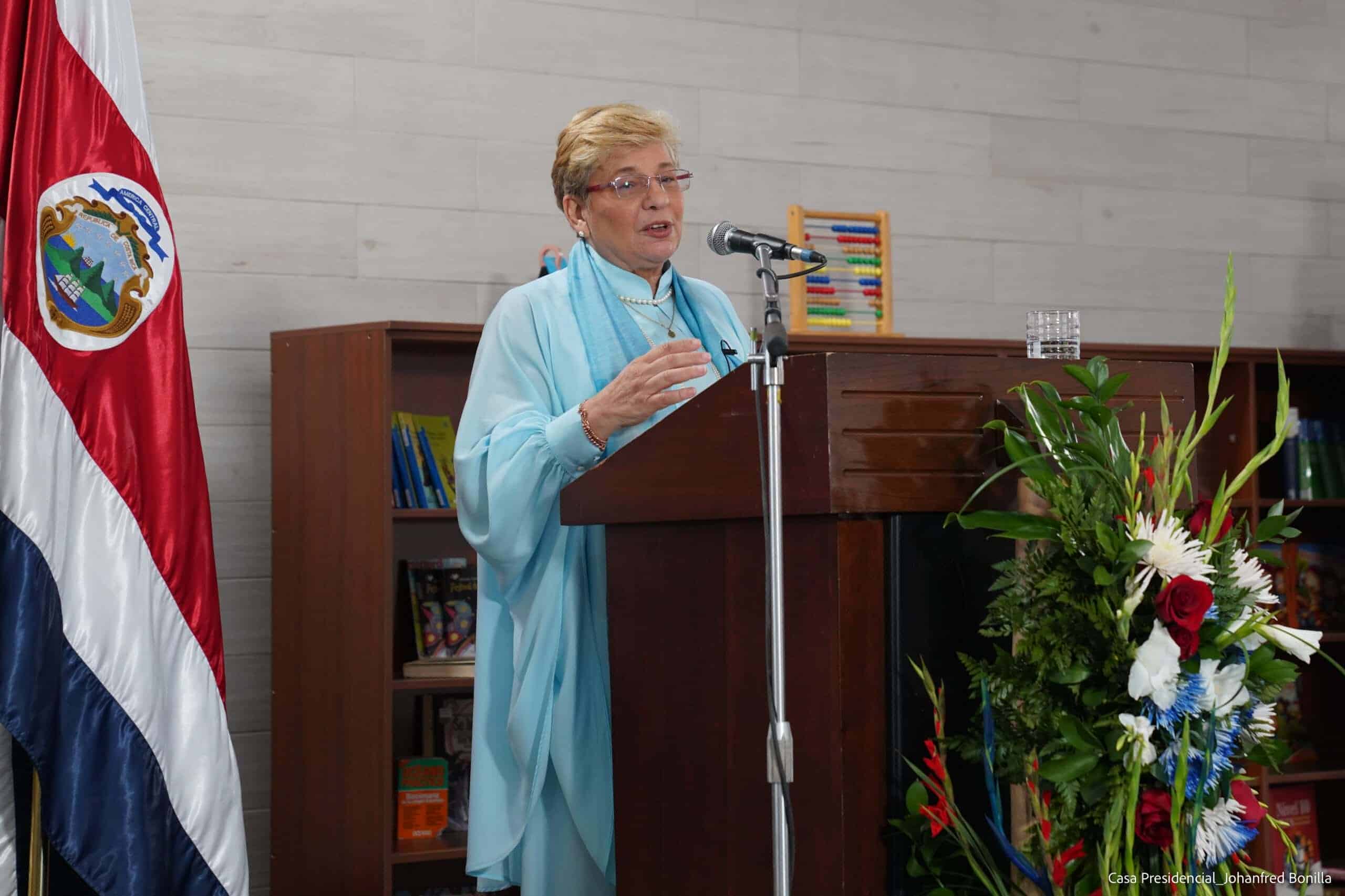 Especialistas de la UNA piden renuncia de ministra de educación por declaraciones sobre el bullying