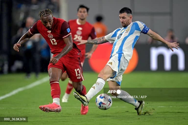 Argentina despacha a Canadá y defenderá su copa