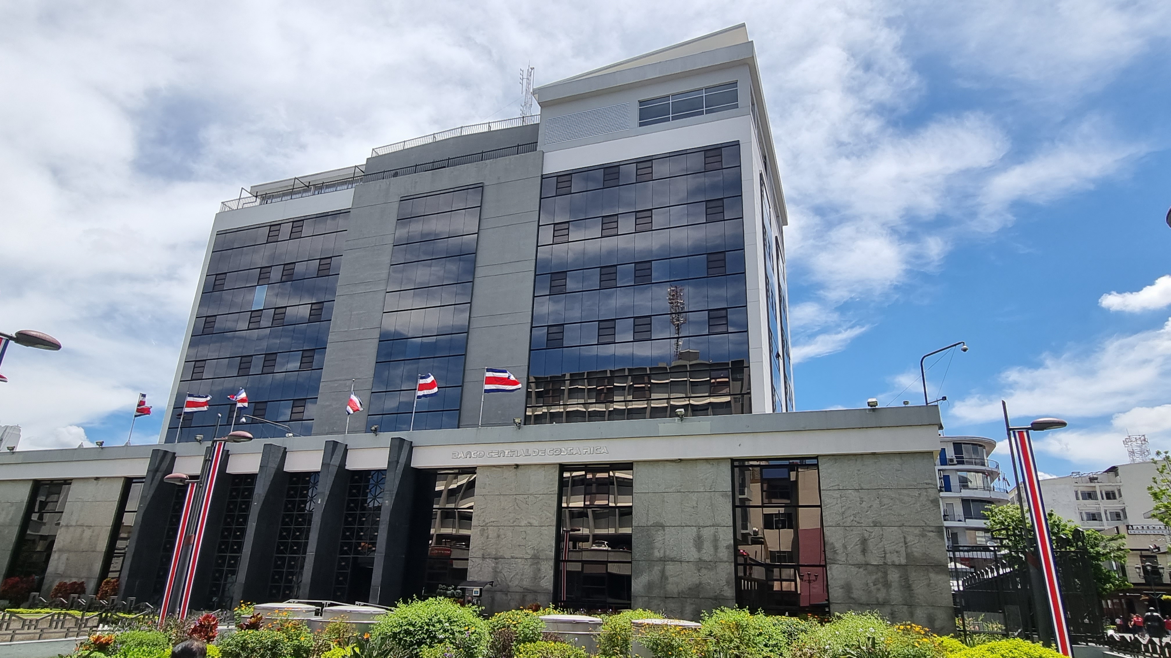 UCCAEP solicita al Banco Central disminuir en cien puntos base la Tasa Política Monetaria