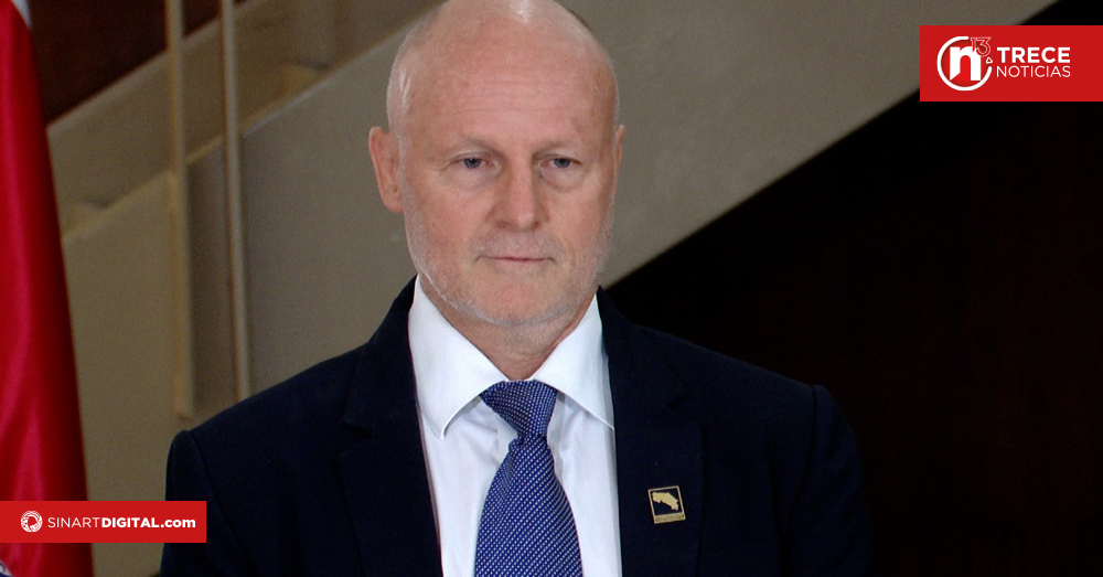 Criterios dividos de diputados por lectura de renuncia de vicepresidente en Asamblea Legislativa