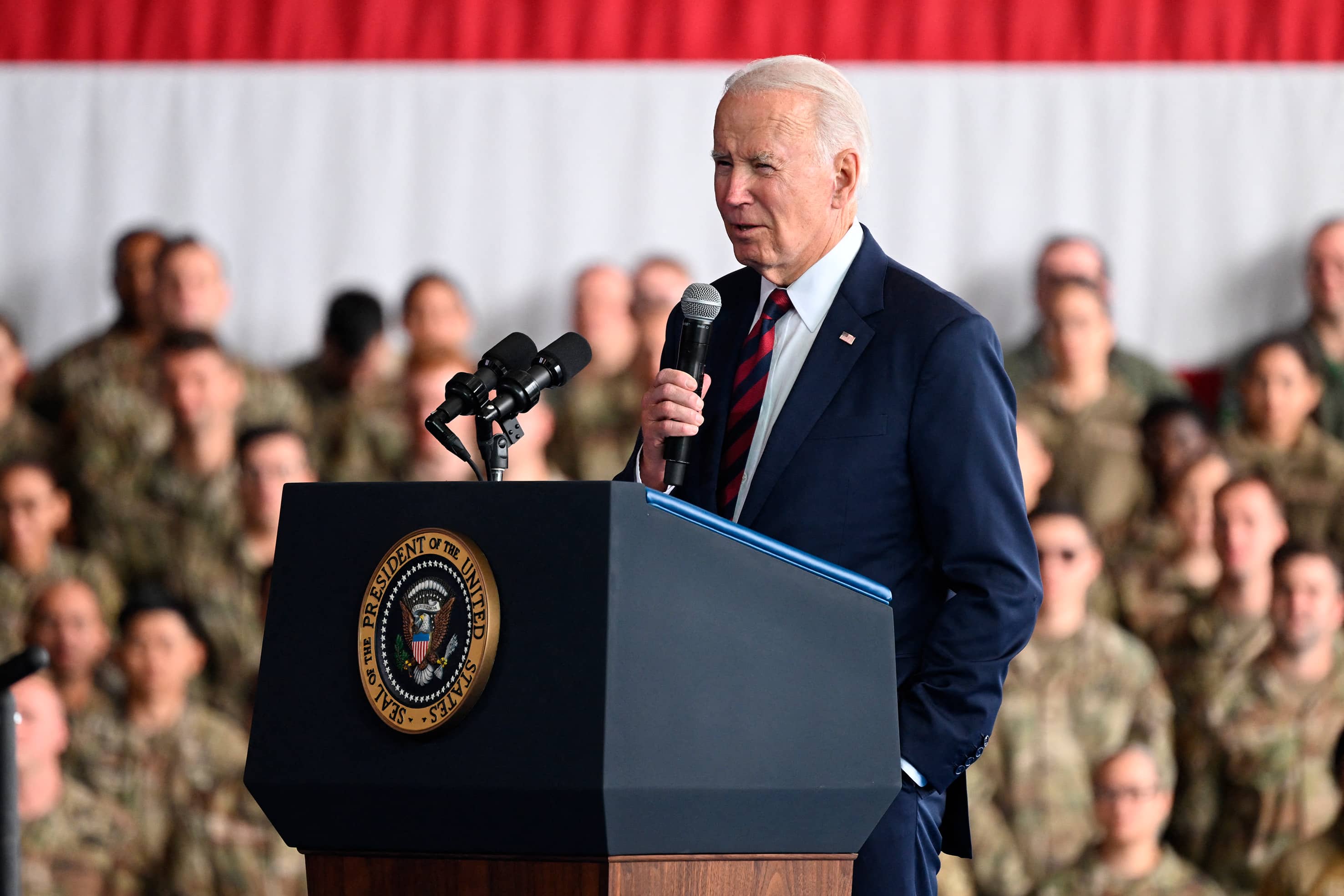 Republicanos lanzan una investigación para destituir a Joe Biden