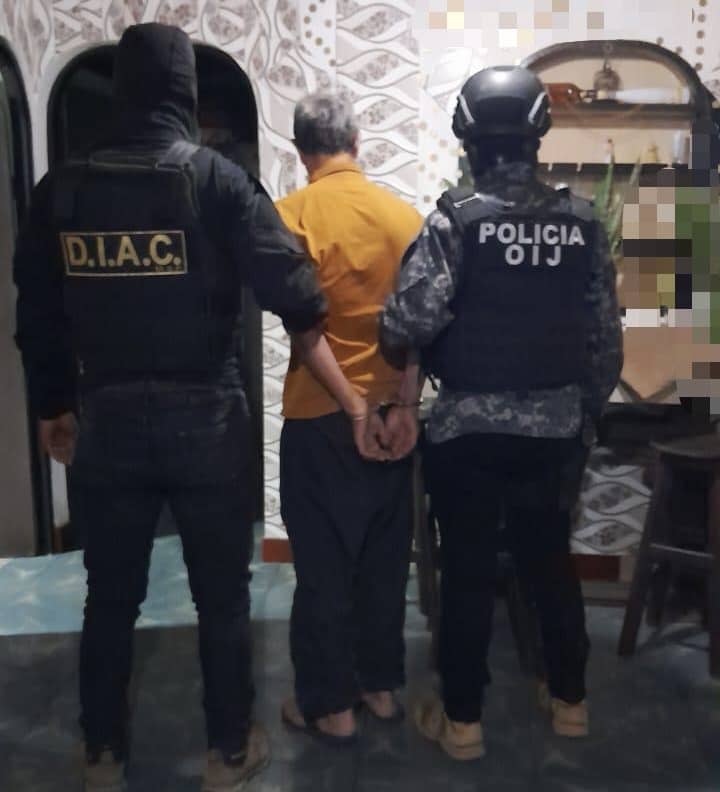 OIJ detuvo al abuelo de Keibril por al parecer vender drogas