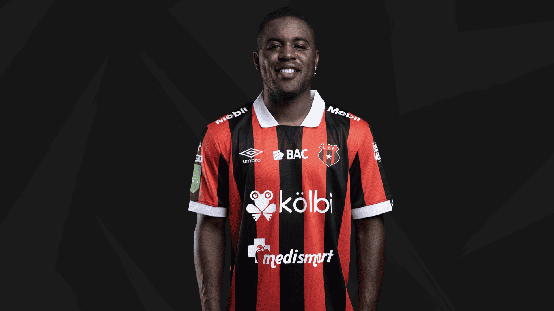 Joel Campbell oficialmente se marcha a Brasil