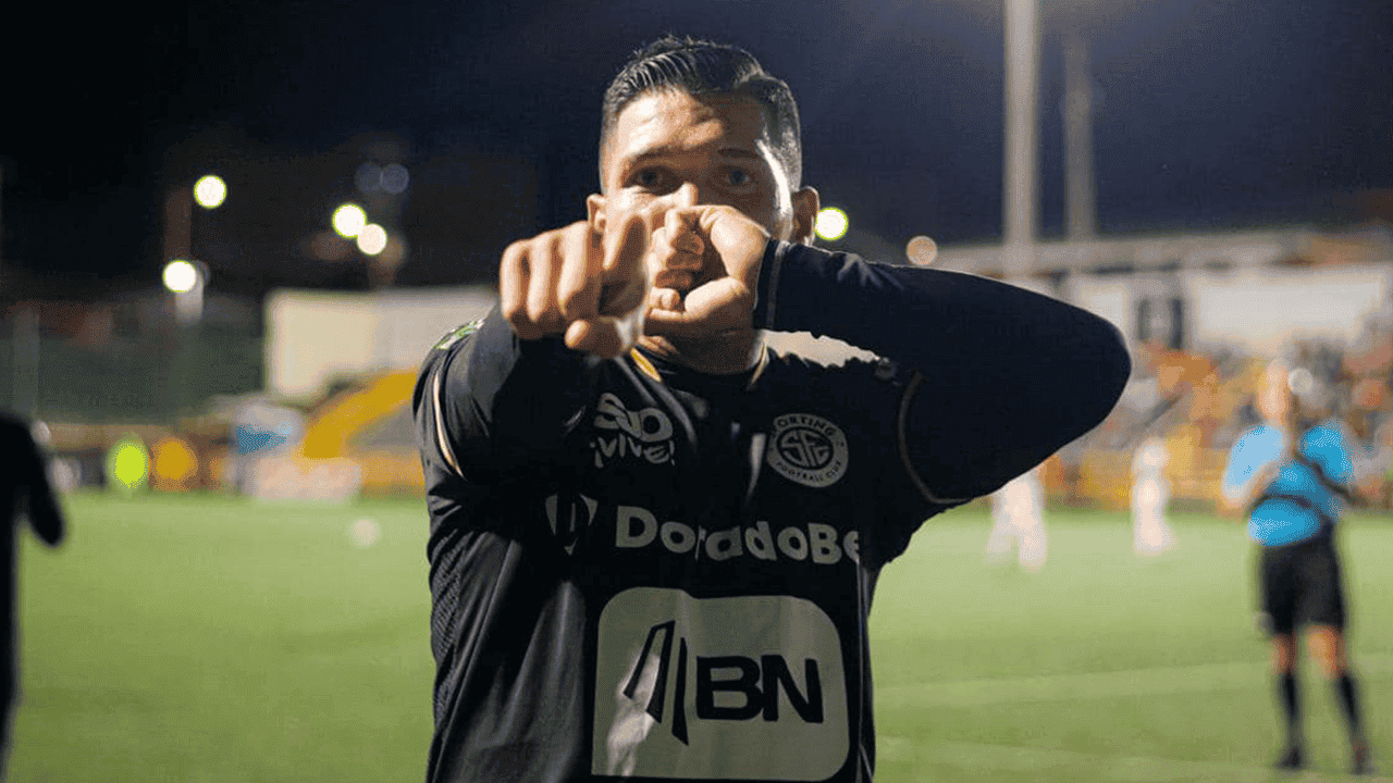 Steven Cárdenas tras histórico record de Errol Daniels
