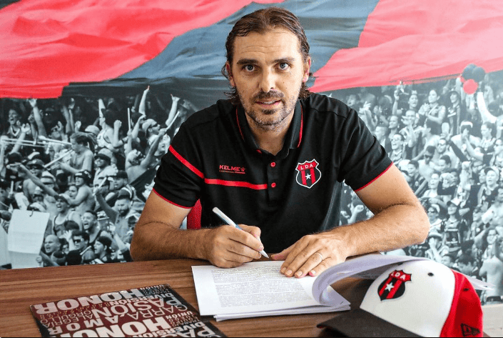 Andrés Carevic ¨En los últimos 11 años, soy el  técnico que le dio cuatro títulos a esta institución¨ 