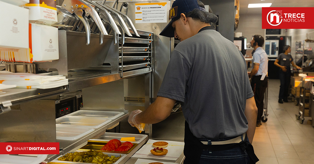 Ferias de empleo darán oportunidades laborales en cadena famosa de restaurantes