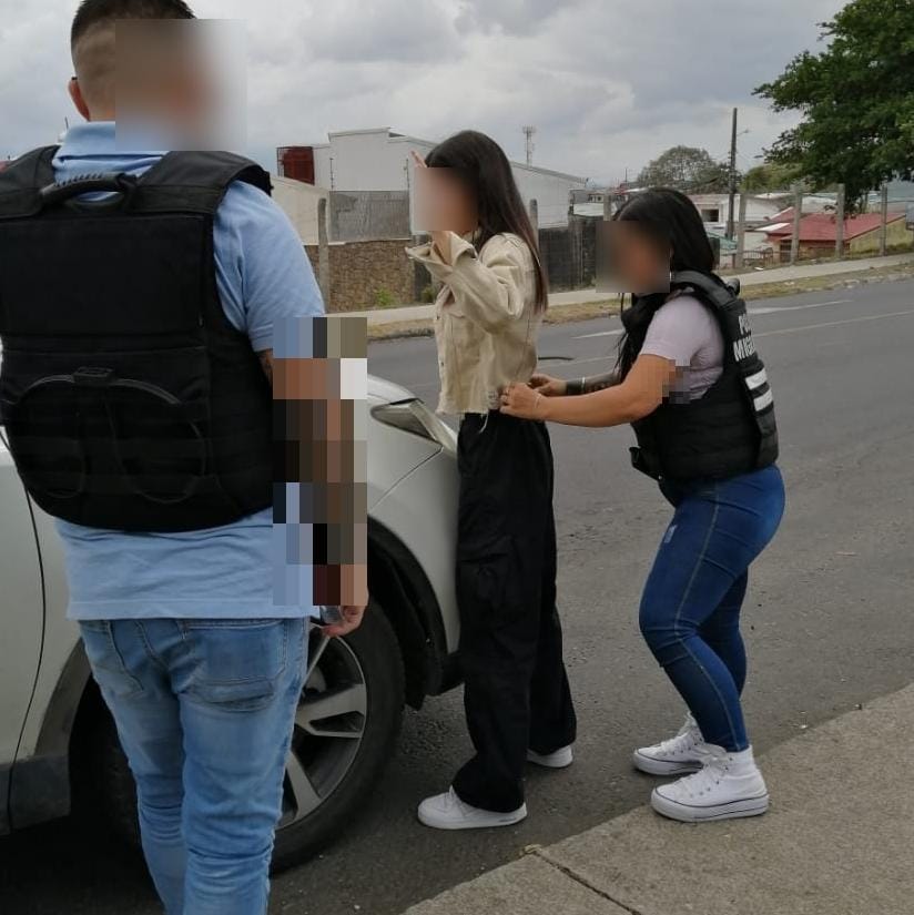 Mujer explotó sexualmente a una prima menor de edad