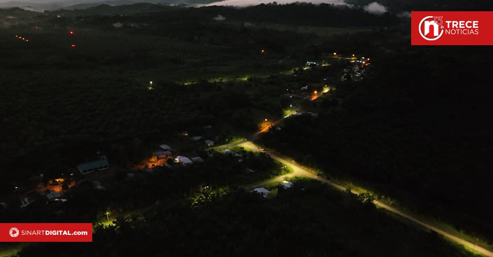 Comunidad en Osa ya cuenta con electricidad en todas sus viviendas