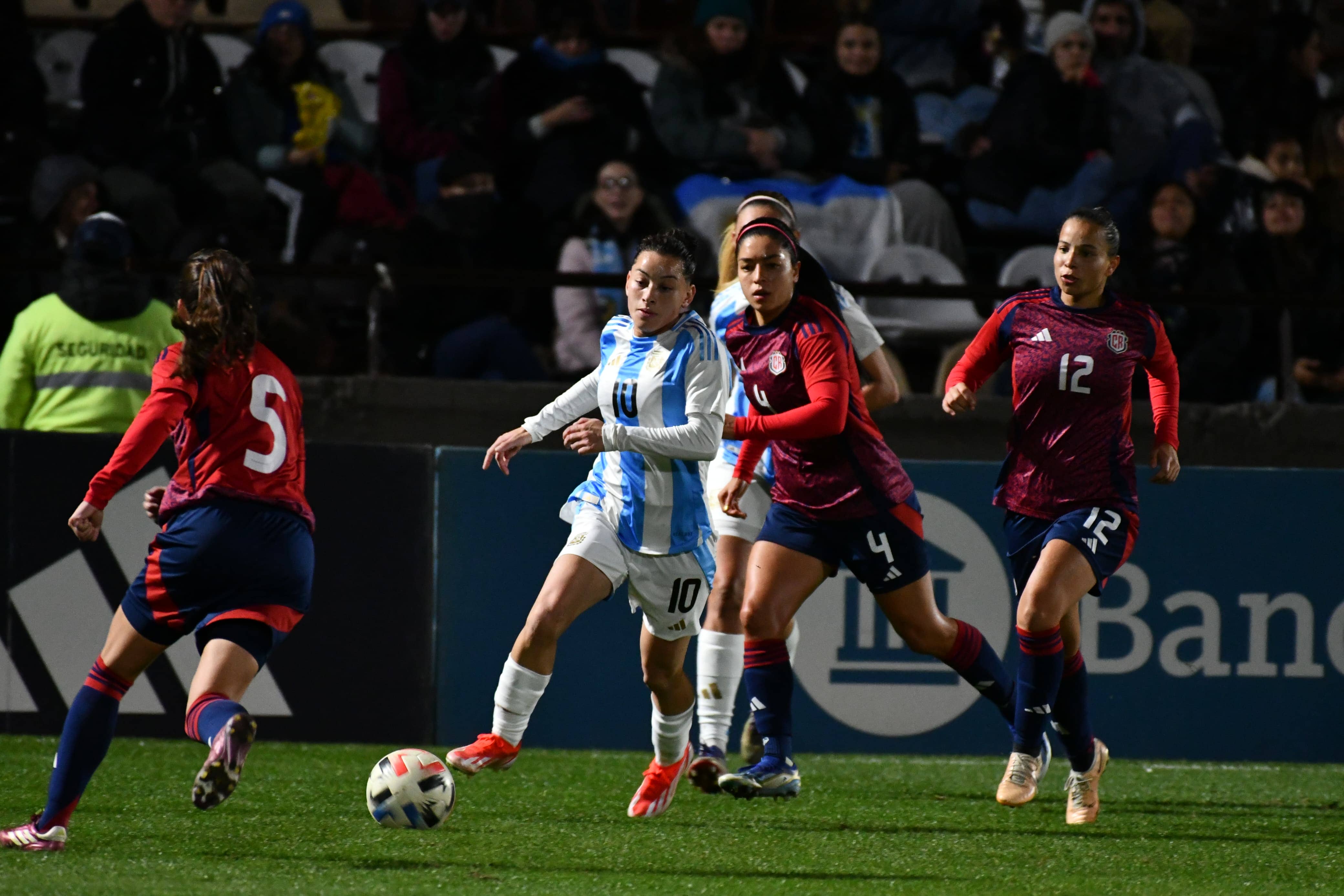 Femenina cayó de nuevo ante la albiceleste
