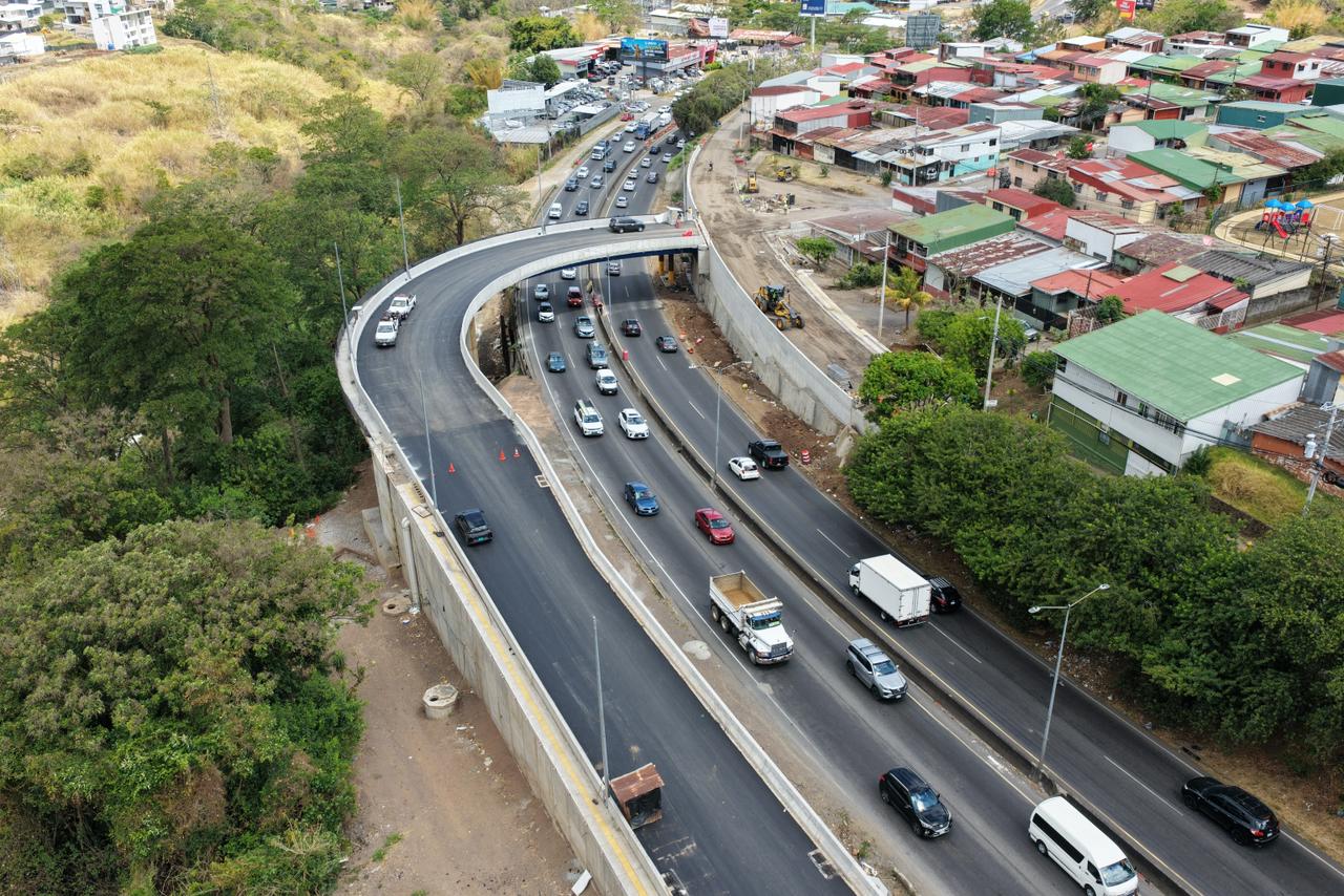 Viaducto en Hatillos 7 y 8 alcanza el 90% y abrirá en mayo