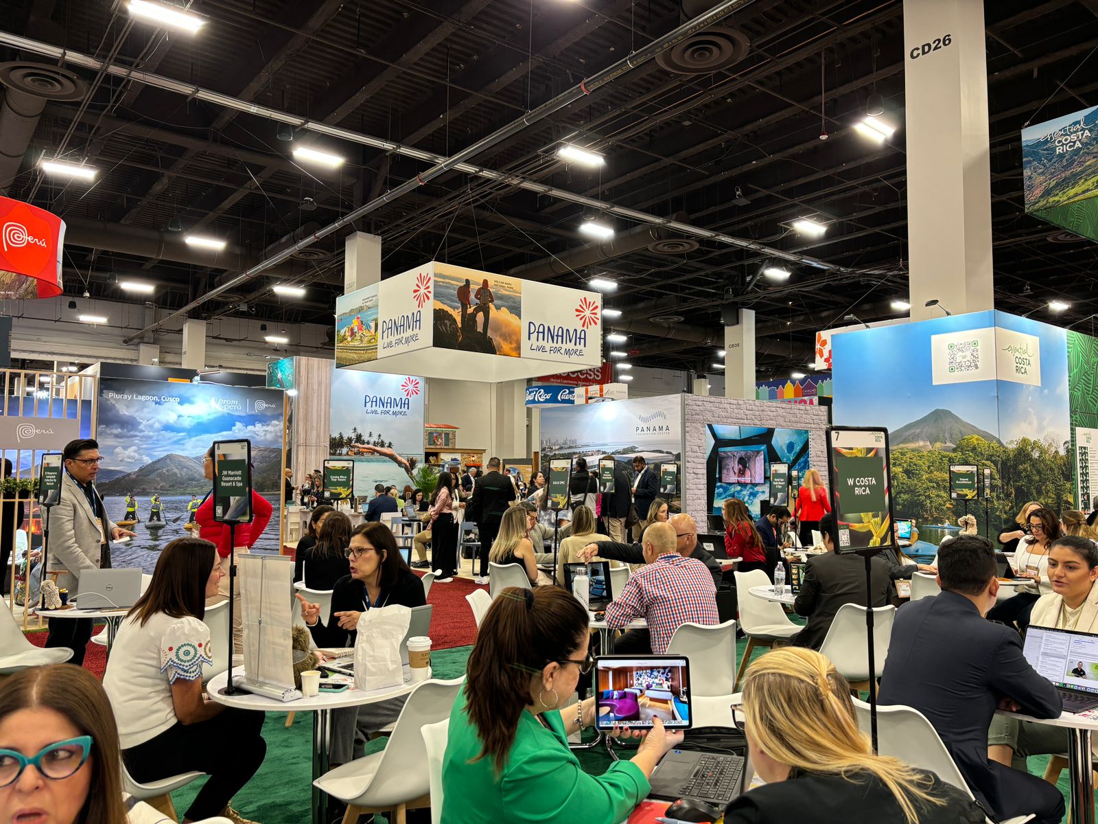 IMEX Las Vegas abrió las puertas a 25 empresarios turísticos ticos 