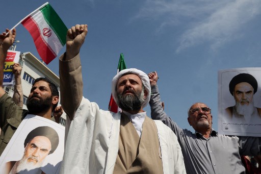 Los iraníes mantienen la calma tras el presunto ataque israelí