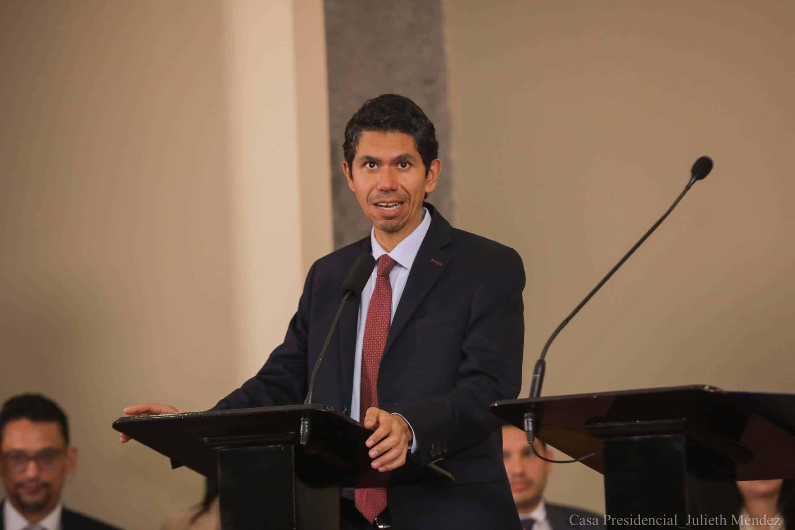 Luis Amador aclara por qué usó recursos del CONAVI para pagar indemnización a Aeris