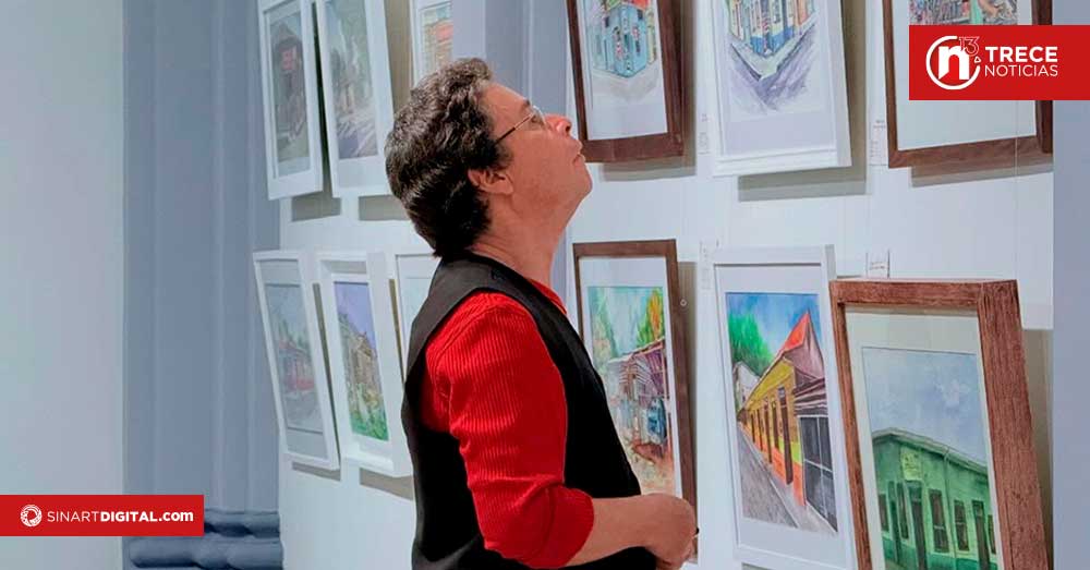 Artistas al aire libre exponen en el centro de San José
