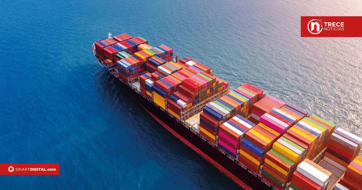 Exportaciones costarricenses crecieron 15% en bienes y 5% en servicios