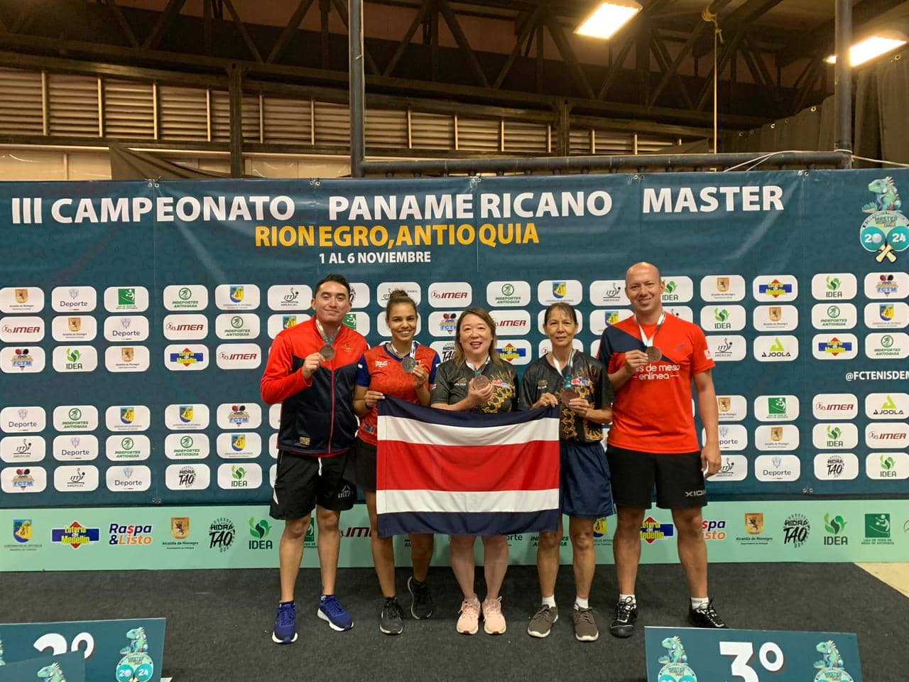 Ticos terminan con 10 medallas en Panamericano Máster de Tenis de Mesa