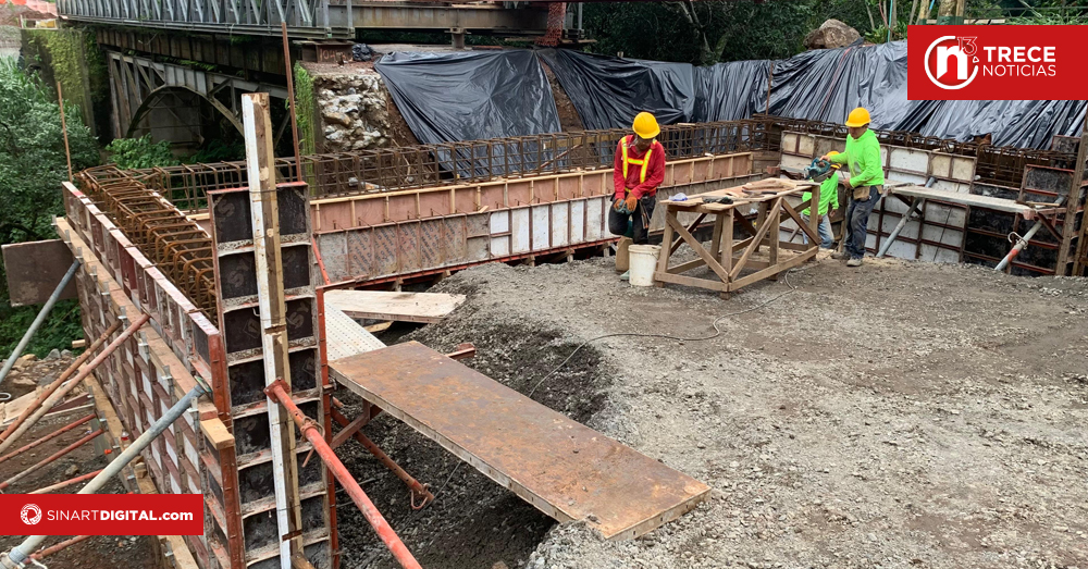 Retiran puente provisional en río Poás para avanzar con nueva estructura