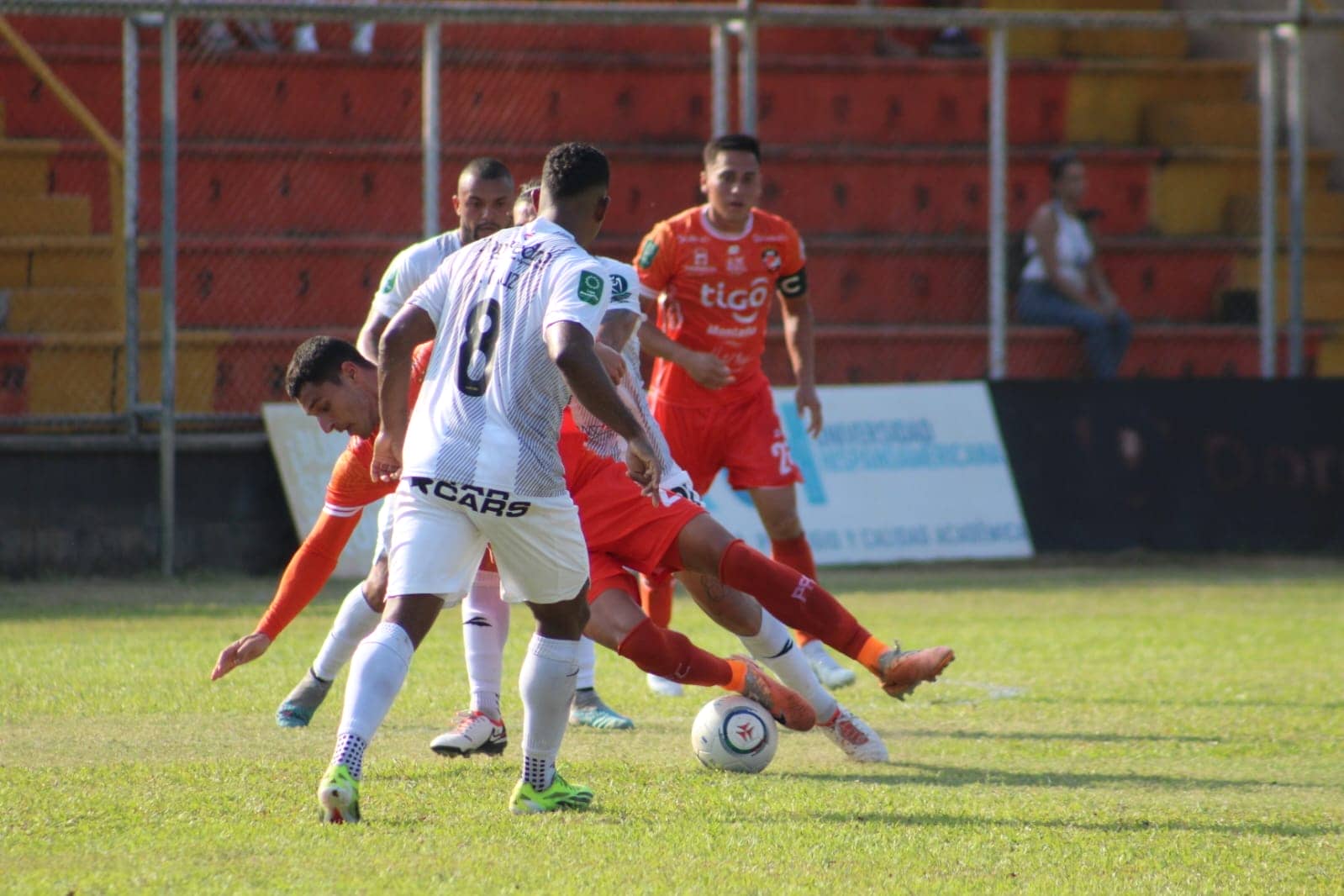 Jornada 11 espera por duelos de pólvora encendida