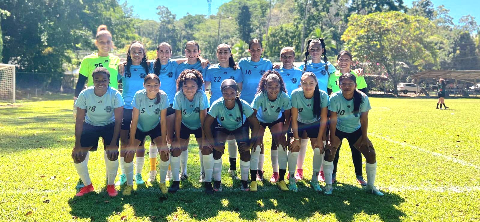 Puerto Viejo FC contará con 19 jugadoras y serán dirigidas por el uruguayo Carlos Avedissian 