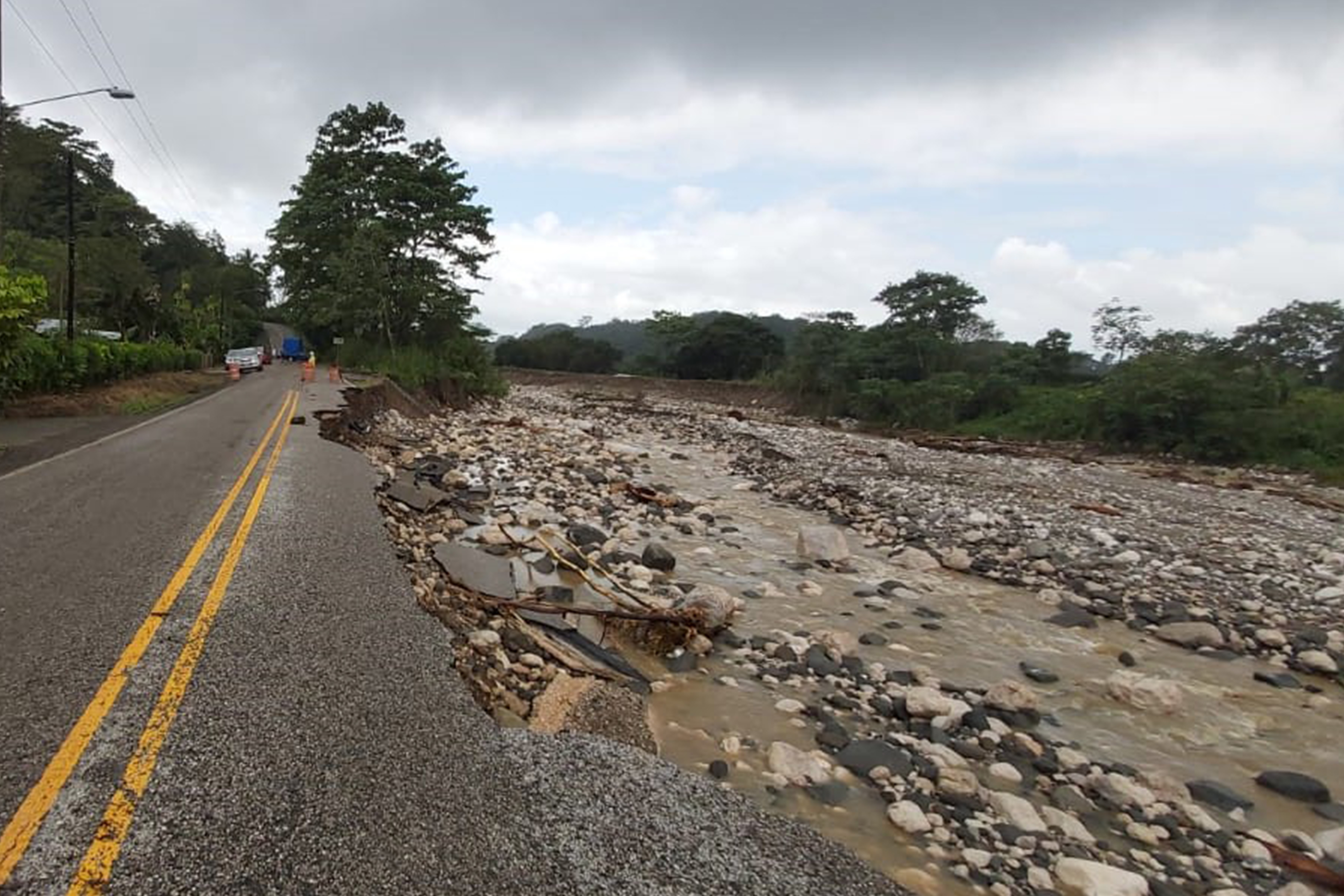 Diputados aprueban crédito de $700 millones para más de 500 proyectos de reconstrucción