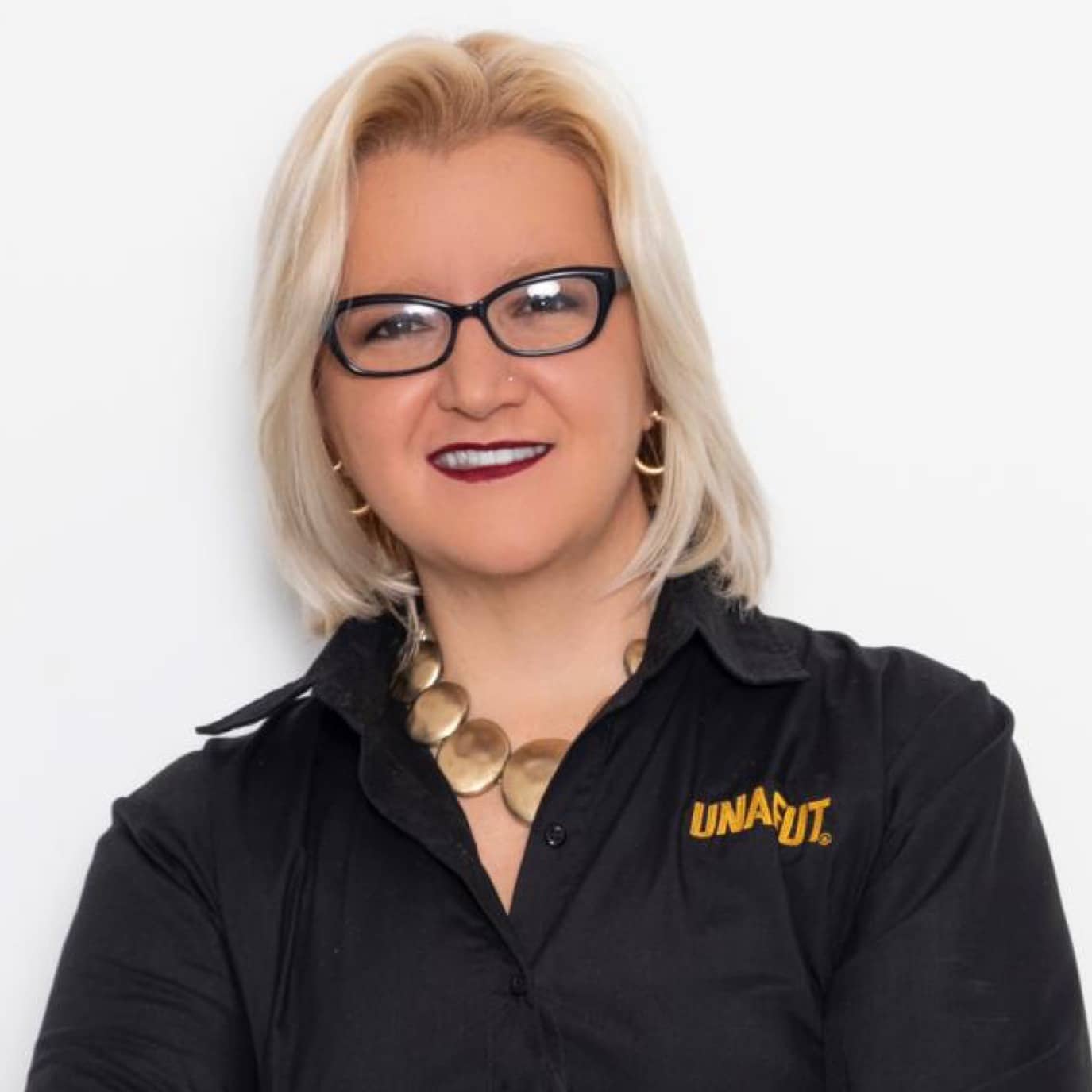 Vicky Ross continuará al frente de UNAFUT