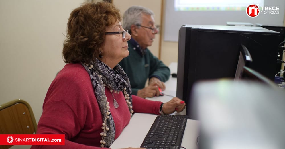 Adultos mayores pueden estudiar cómputo con AGECO 