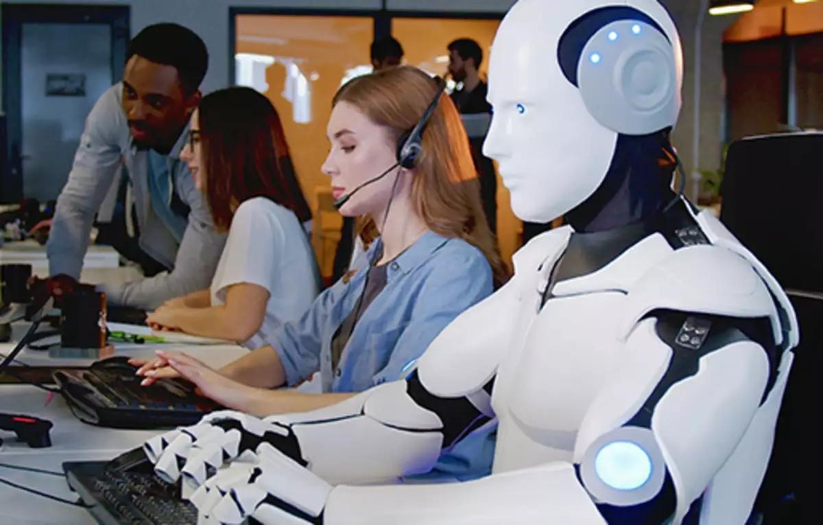 50% de los trabajadores deberá adaptarse a la Inteligencia Artificial para 2025