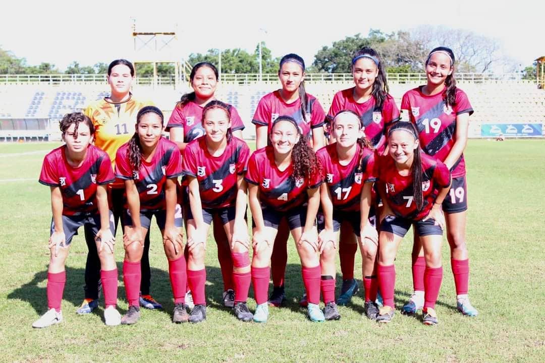 Alajuela gana la medalla de bronce del fútbol femenino 