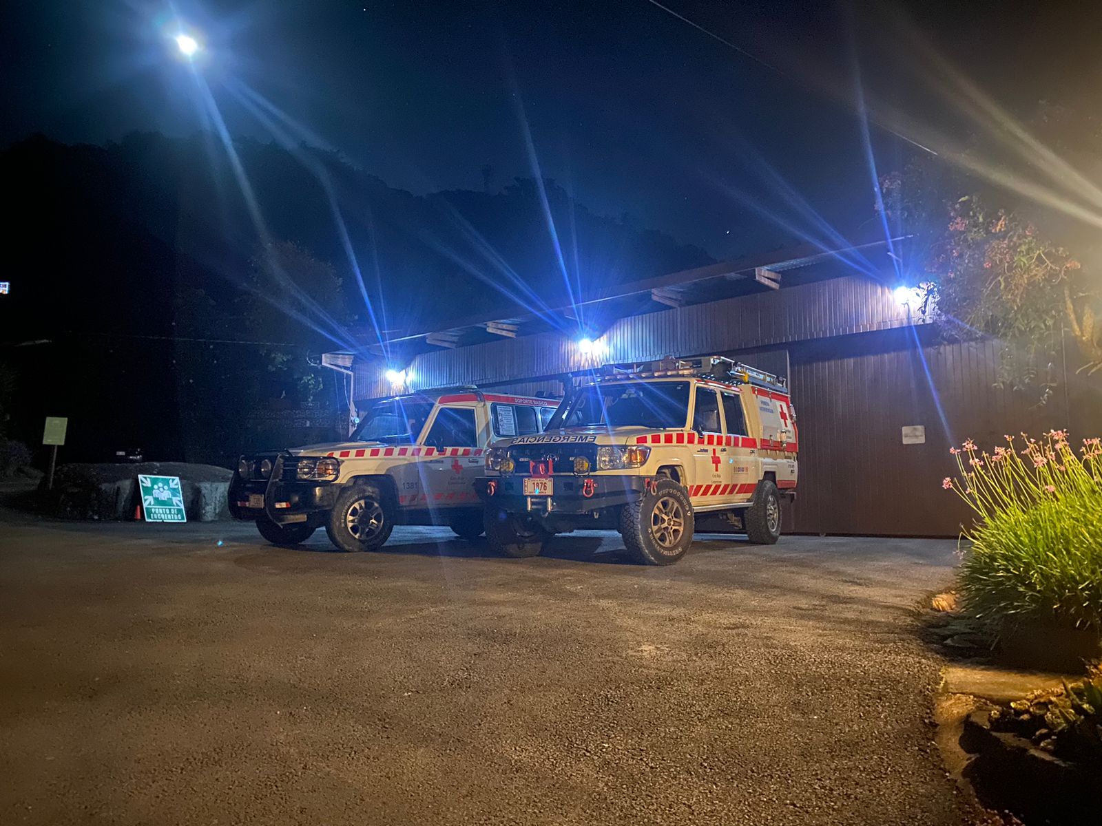 Encuentran en buen estado de salud a anciana de 72 años extraviada en montaña de Dota