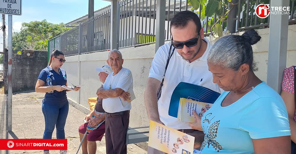 Aresep y Conapam garantizaron el servicio de buses a adultos mayores de El Roble de Puntarenas
