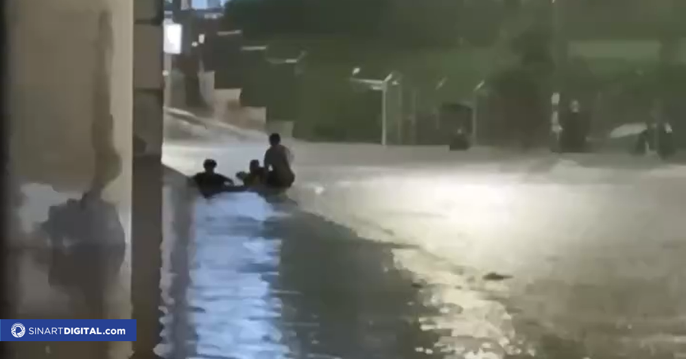 Conductores atrapados por inundaciones en Montes de Oca