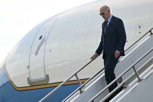 Pensando en su revancha ante Trump, Biden se apresta a limitar migración desde México