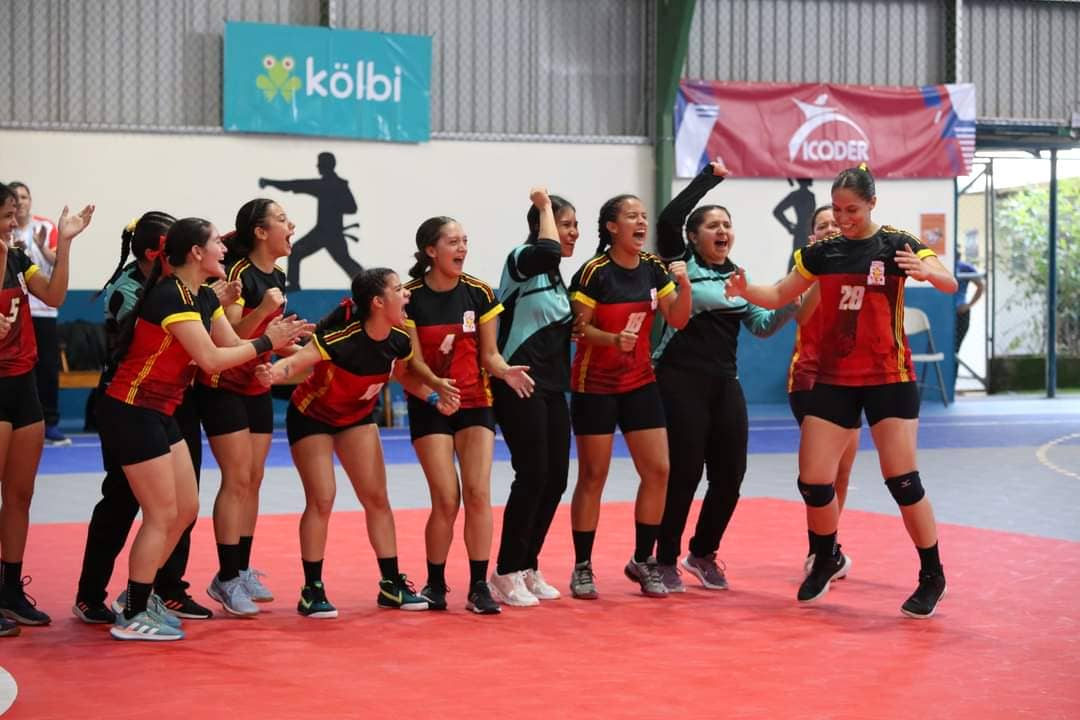 Heredia se deja el bronce del balonmano femenino