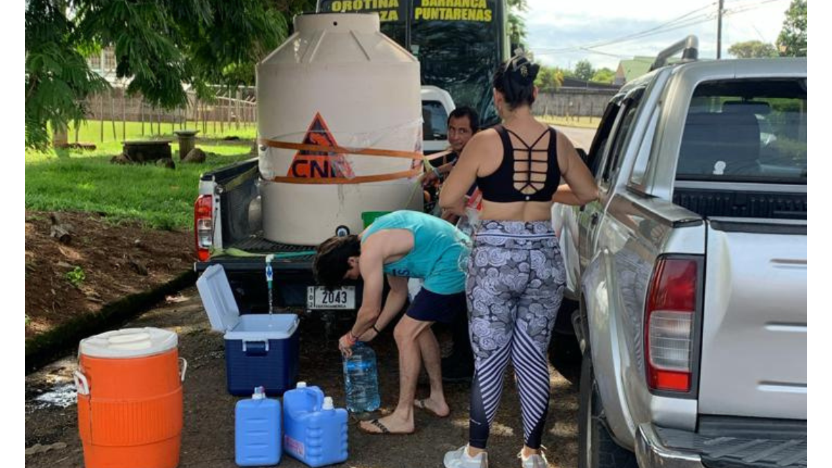 AyA informará esta tarde sobre resultados de análisis del agua en Barranca y Santa Marta de Siquirres