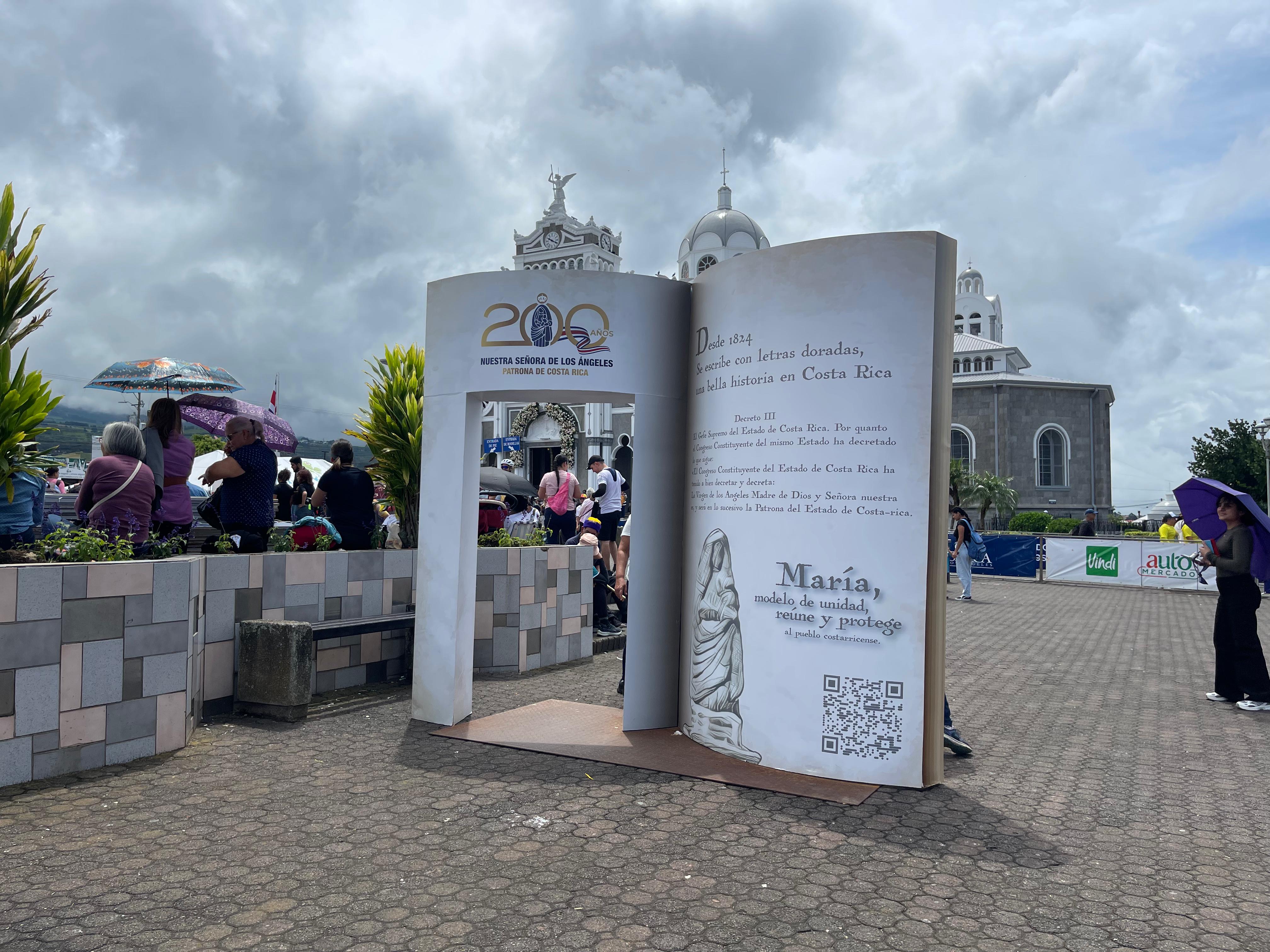 Costa Rica celebra 200 años de la Virgen de Los Ángeles como su patrona