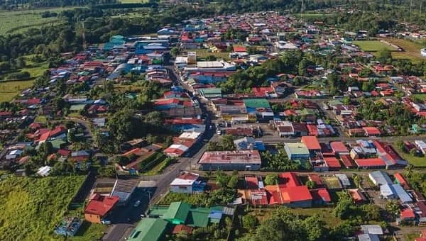 Comunidades limonenses verán mejora en sus carreteras