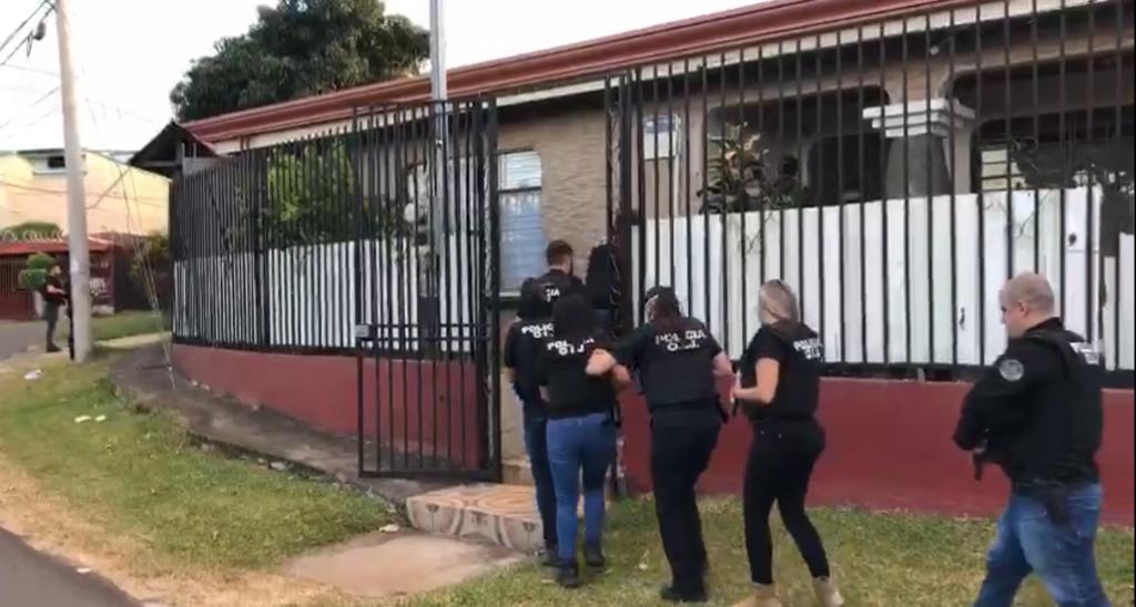 Banda obtenía ganancias ilegales con vehículos prendados