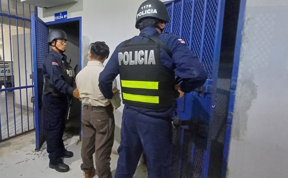 Chino que tiene condena pendiente en Panamá pasaba sus días en Costa Rica