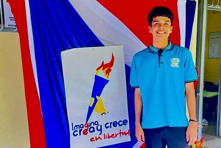 Joven de 16 años es el primer estudiante que correrá con la Antorcha de la Independencia 2024