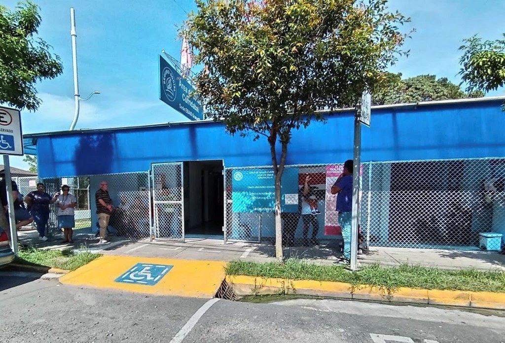 Vecinos de Curridabat tendrán consulta vespertina en Ebáis