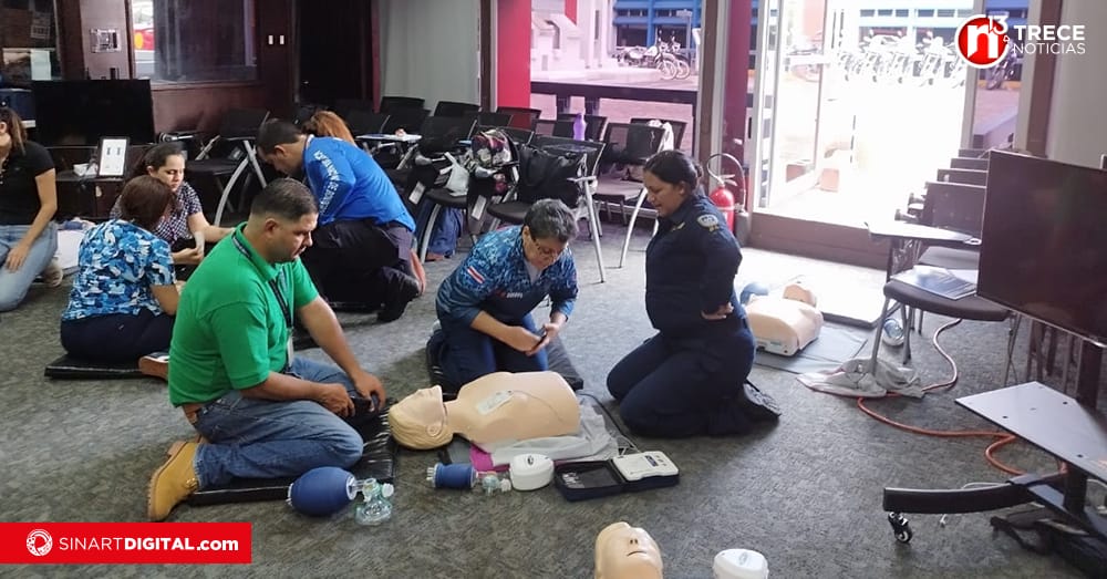 Durante operativos, policías podrán socorrer a personas con fallas cardíacas 