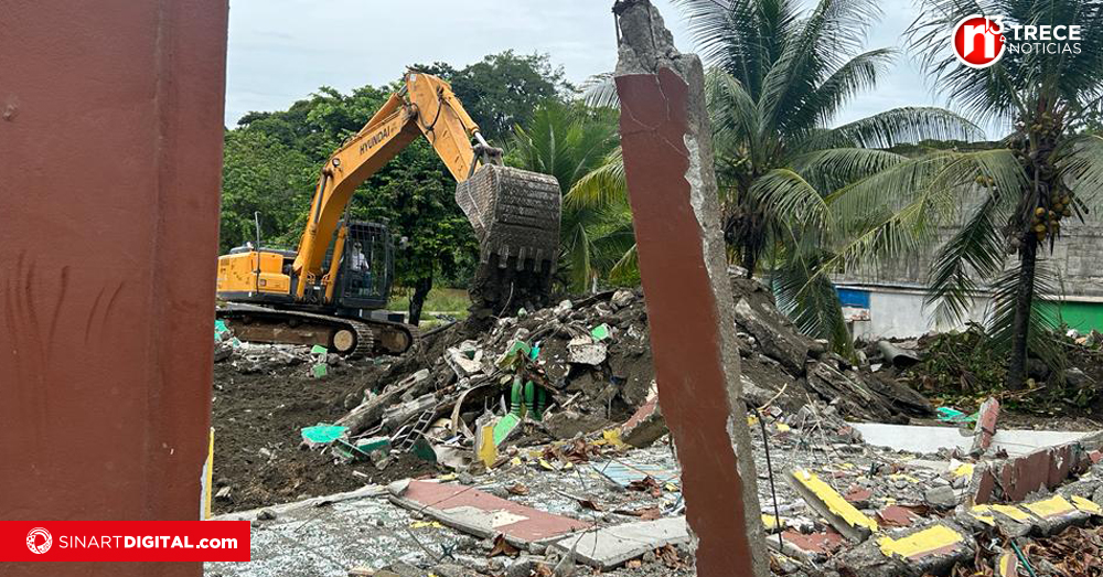 Derriban cinco muelles ilegales usados por el narco en Moín