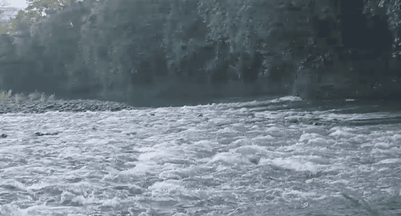 Hallan cuerpo de pescador arrastrado por cabeza de agua en San Carlos