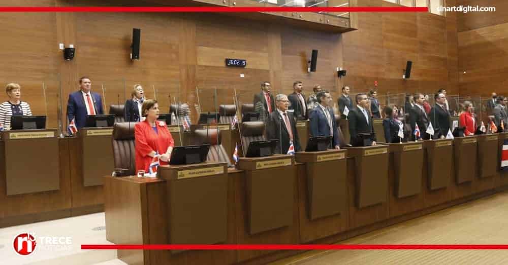 Rebaja del marchamo y salida de lista gris se analizarían en dos nuevas comisiones