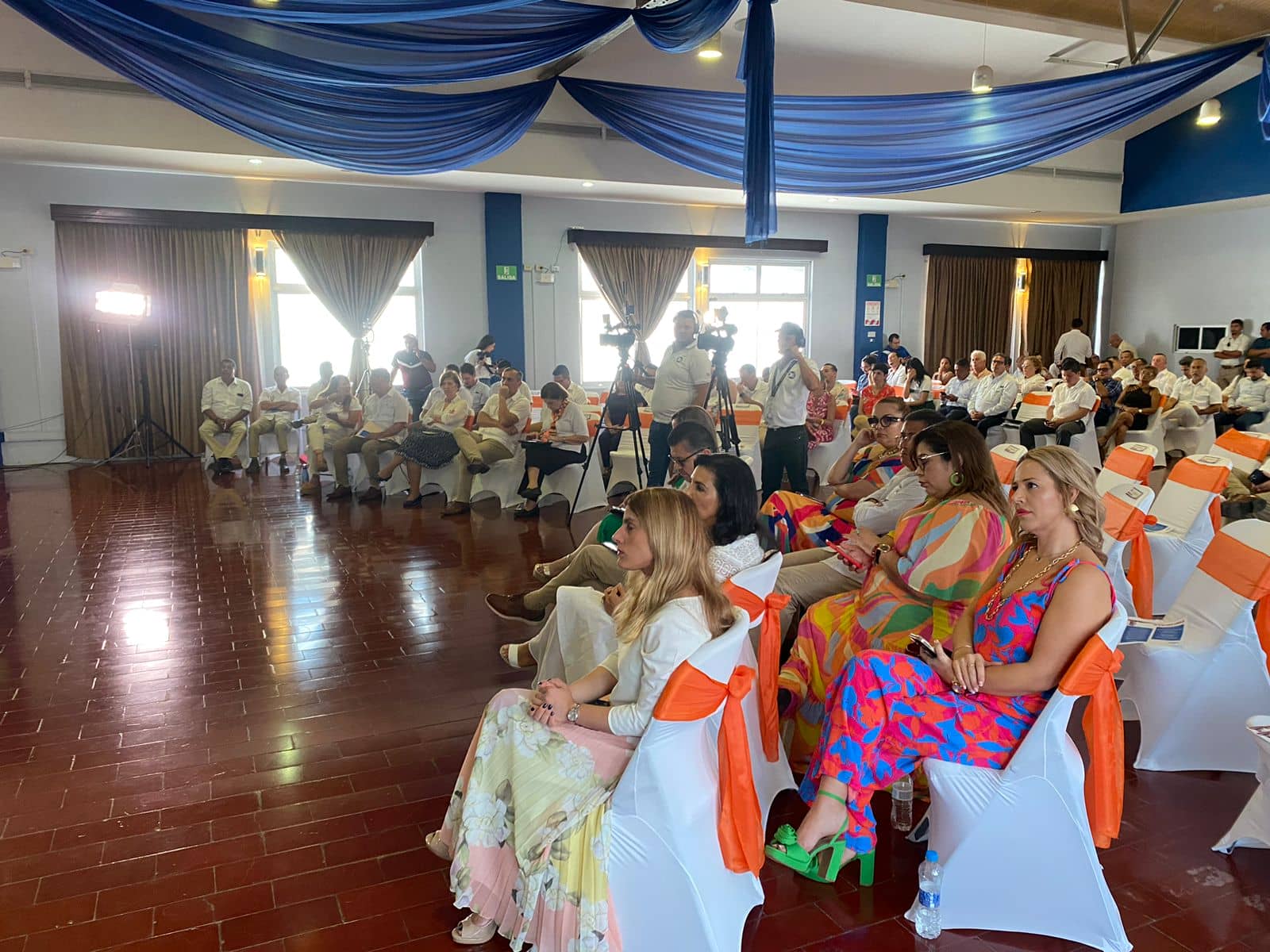 Diputados viajan a Puntarenas para analizar problemáticas sociales y económicas