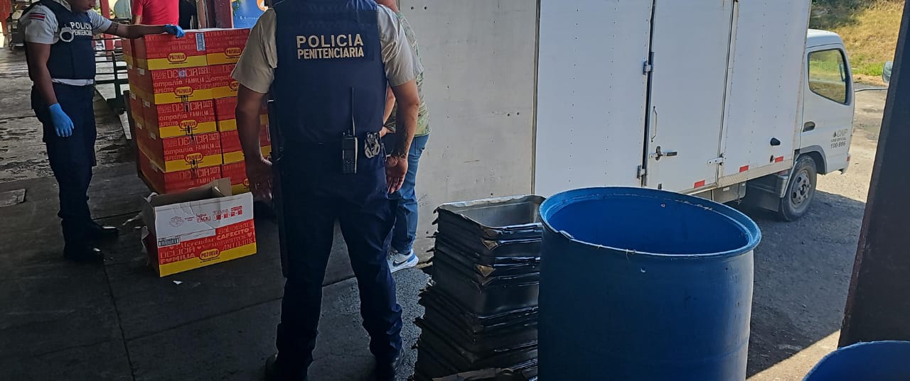 CNP reprochó que chofer camuflara droga en carga de alimentos que iba para cárcel